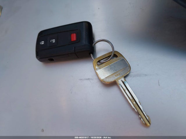 46351817 :رقم المزاد ، JTDKB20UX83458690 vin ، 2008 Toyota Prius مزاد بيع