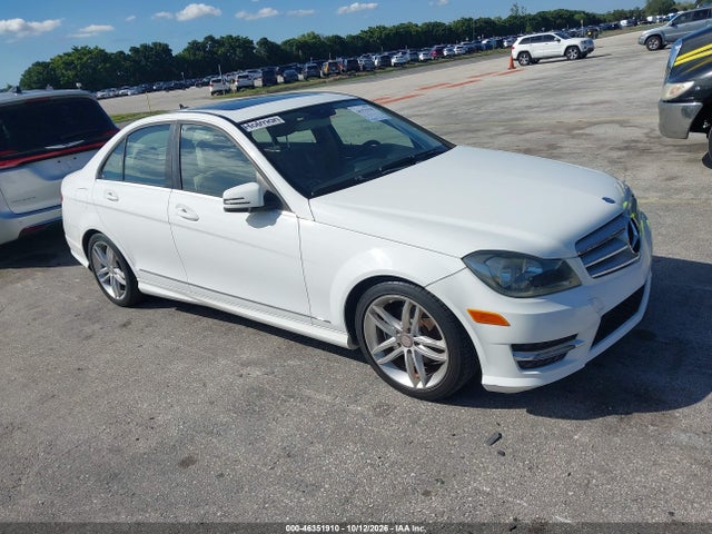 46351910 :رقم المزاد ، WDDGF4HB1DR266970 vin ، 2013 Mercedes-benz C 250 Sport مزاد بيع