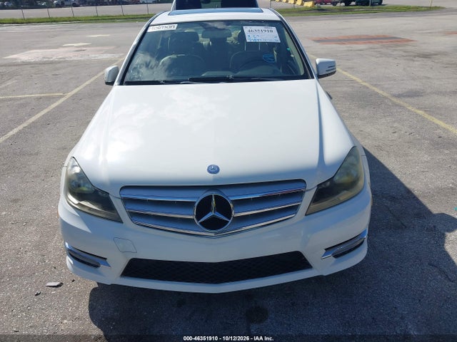 46351910 :رقم المزاد ، WDDGF4HB1DR266970 vin ، 2013 Mercedes-benz C 250 Sport مزاد بيع