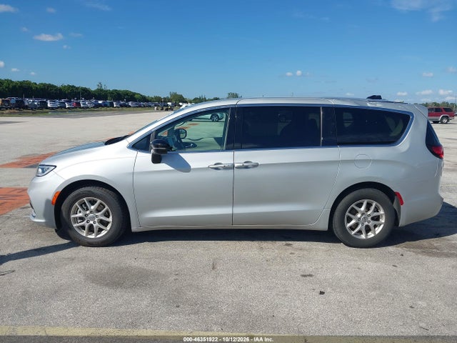 2024 Chrysler Pacifica Touring L მანქანა იყიდება აუქციონზე, vin: 2C4RC1BG3RR162870, აუქციონის ნომერი: 46351922