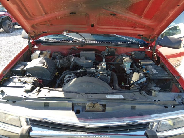 46352122 :رقم المزاد ، 1GCGC24R4WZ127896 vin ، 1998 Chevrolet C2500 Fleetside مزاد بيع