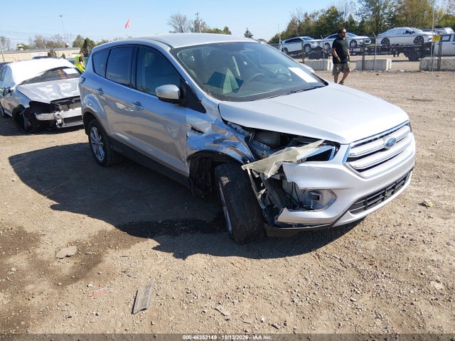 Продажа на аукционе авто 2017 Ford Escape Se, vin: 1FMCU9GD0HUE68034, номер лота: 46352149
