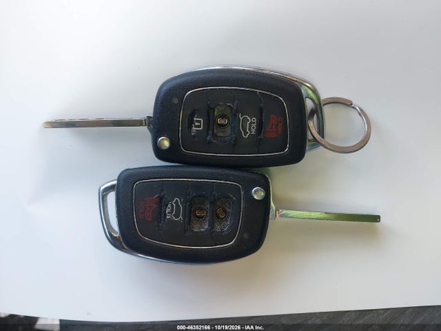 Продаж на аукціоні авто 2016 Hyundai Santa Fe Sport 2.4l, vin: 5XYZTDLB3GG324129, номер лоту: 46352166