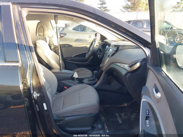 Продаж на аукціоні авто 2016 Hyundai Santa Fe Sport 2.4l, vin: 5XYZTDLB3GG324129, номер лоту: 46352166