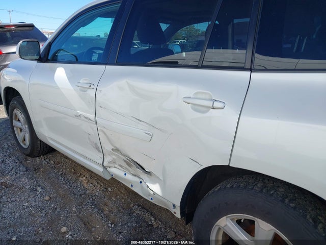 Aukcja sprzedaży 2010 Toyota Highlander Base V6, vin: 5TDBK3EH1AS024180, numer aukcji: 46352217