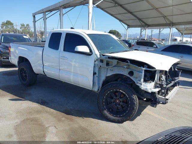 2017 Toyota Tacoma Sr მანქანა იყიდება აუქციონზე, vin: 5TFRX5GN1HX088397, აუქციონის ნომერი: 46352318