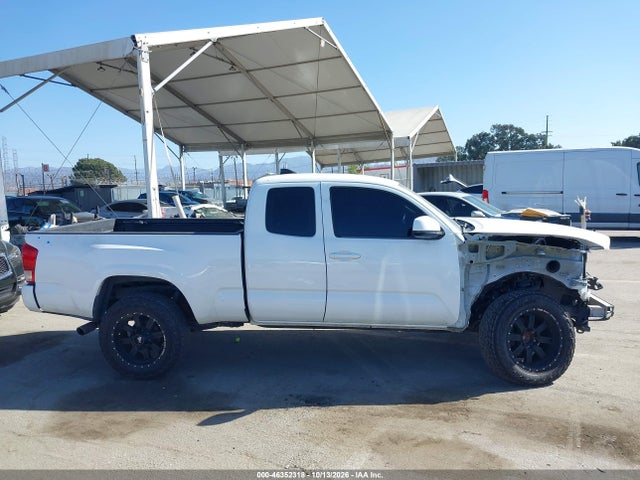 Aukcja sprzedaży 2017 Toyota Tacoma Sr, vin: 5TFRX5GN1HX088397, numer aukcji: 46352318