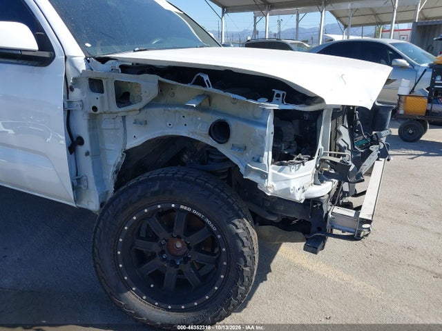 Aukcja sprzedaży 2017 Toyota Tacoma Sr, vin: 5TFRX5GN1HX088397, numer aukcji: 46352318