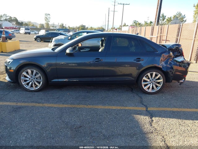 46352331 :رقم المزاد ، WAUGNAF45HN000801 vin ، 2017 Audi A4 2.0t Premium مزاد بيع