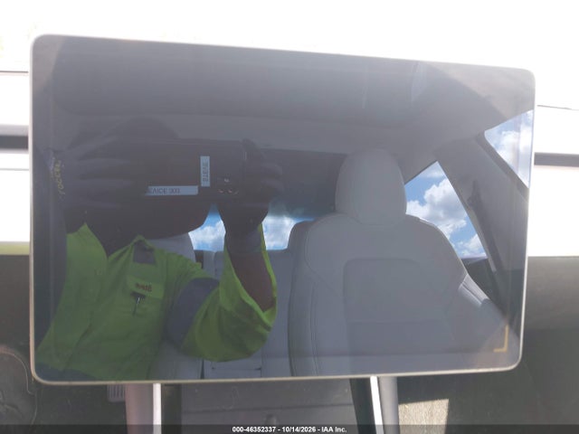 2020 Tesla Model 3 Standard Range Plus Rear-wheel Drive/standard Range Rear-wheel Drive მანქანა იყიდება აუქციონზე, vin: 5YJ3E1EA1LF718197, აუქციონის ნომერი: 46352337