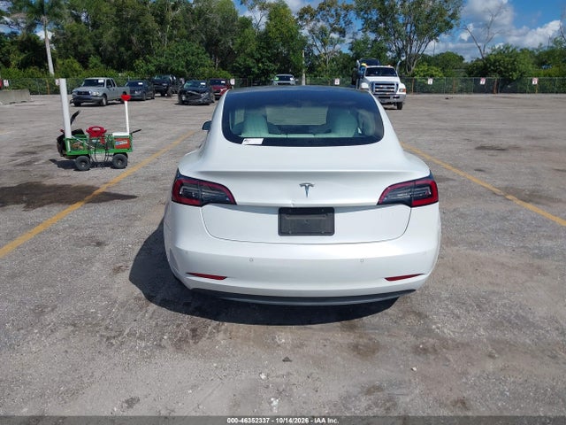 2020 Tesla Model 3 Standard Range Plus Rear-wheel Drive/standard Range Rear-wheel Drive მანქანა იყიდება აუქციონზე, vin: 5YJ3E1EA1LF718197, აუქციონის ნომერი: 46352337