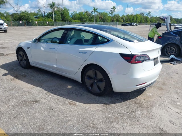 2020 Tesla Model 3 Standard Range Plus Rear-wheel Drive/standard Range Rear-wheel Drive მანქანა იყიდება აუქციონზე, vin: 5YJ3E1EA1LF718197, აუქციონის ნომერი: 46352337