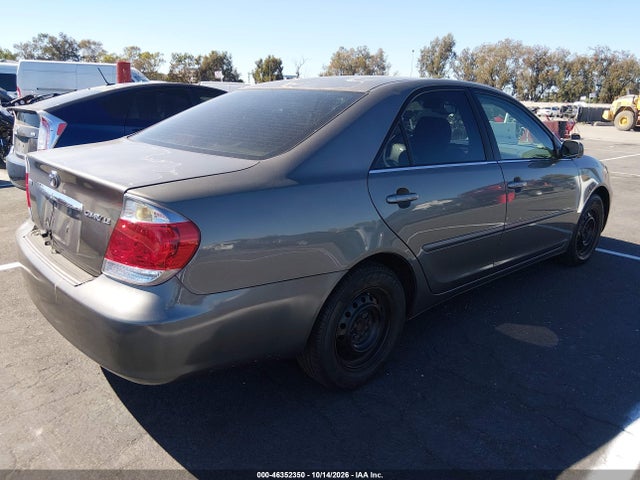 Продажа на аукционе авто 2005 Toyota Camry Le, vin: 4T1BE32K65U549465, номер лота: 46352350