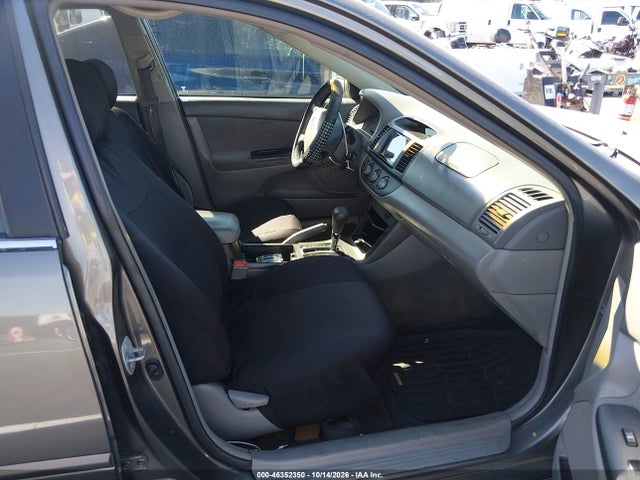 Продажа на аукционе авто 2005 Toyota Camry Le, vin: 4T1BE32K65U549465, номер лота: 46352350