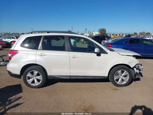 Subaru Forester 2.5i Premium 2015 JF2SJAGC0FH411406 Image 14