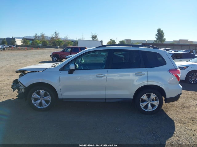 Subaru Forester 2.5i Premium 2015 JF2SJAGC0FH411406 Image 15