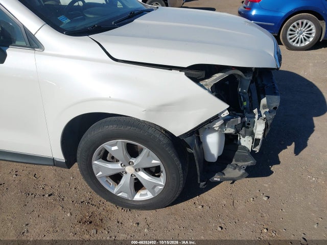 Subaru Forester 2.5i Premium 2015 JF2SJAGC0FH411406 Image 18