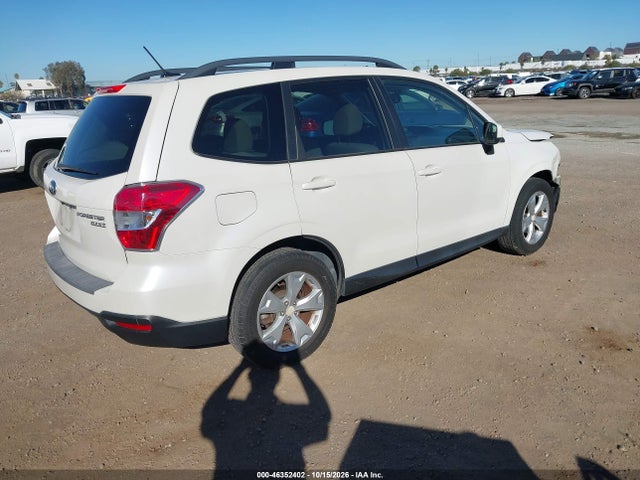 Subaru Forester 2.5i Premium 2015 JF2SJAGC0FH411406 Image 4