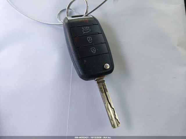 KIA Soul 2016 KNDJN2A23G7292603 Image 11