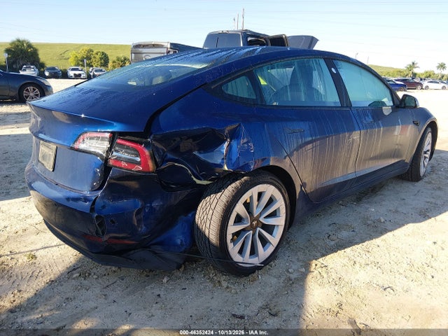 Tesla Model 3 Rear-wheel Drive 2022 5YJ3E1EA8NF188992 Image 4