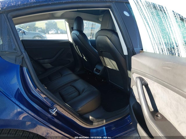 Tesla Model 3 Rear-wheel Drive 2022 5YJ3E1EA8NF188992 Image 8