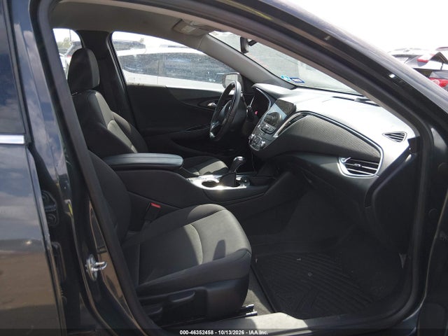 46352458 :رقم المزاد ، 1G1ZE5ST2HF287176 vin ، 2017 Chevrolet Malibu 1lt مزاد بيع