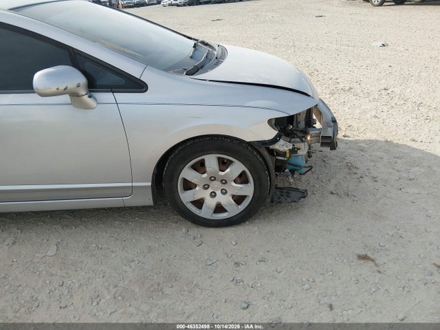 2008 Honda Civic Lx მანქანა იყიდება აუქციონზე, vin: 1HGFA16538L060799, აუქციონის ნომერი: 46352498