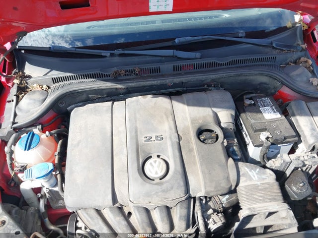 46352562 :رقم المزاد ، 3VWDP7AJ2DM423028 vin ، 2013 Volkswagen Jetta 2.5l Se مزاد بيع