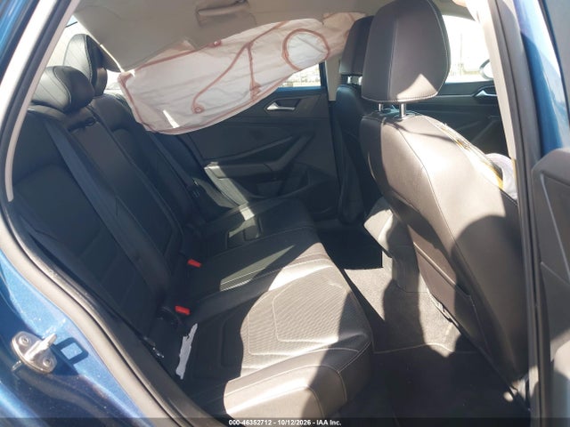 3VWG57BU5KM003496 Volkswagen Jetta 1.4t Sel Premium