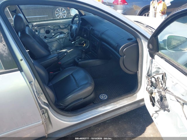 Продажа на аукционе авто 1998 Volkswagen Passat Gls, vin: WVWMA63B2WE428775, номер лота: 46352777