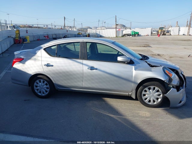 3N1CN7AP1FL813655 Nissan Versa 1.6 Sv