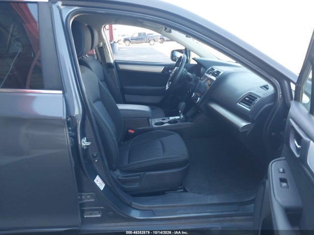 Subaru Outback 2.5i Premium 2018 4S4BSACC6J3201413 Image 5