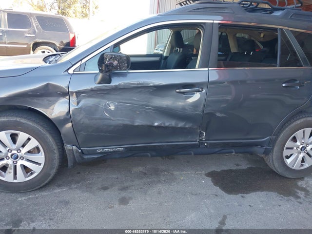 Subaru Outback 2.5i Premium 2018 4S4BSACC6J3201413 Image 6
