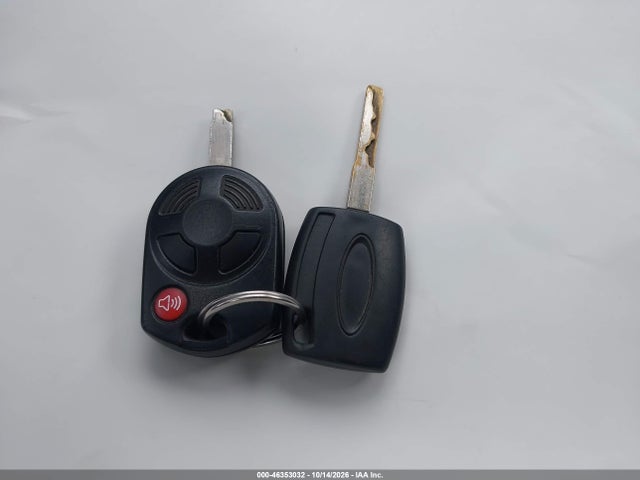 46353032 :رقم المزاد ، 1FMCU0GD8HUD94180 vin ، 2017 Ford Escape Se مزاد بيع