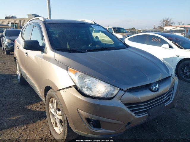 Auction sale of the 2011 Hyundai Tucson Gls, vin: KM8JU3AC5BU275664, lot number: 46353176