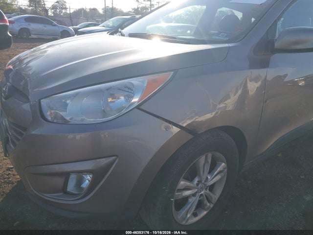 Auction sale of the 2011 Hyundai Tucson Gls, vin: KM8JU3AC5BU275664, lot number: 46353176