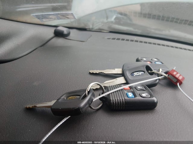 Продажа на аукционе авто 2002 Ford Thunderbird, vin: 1FAHP60AX2Y124037, номер лота: 46353353