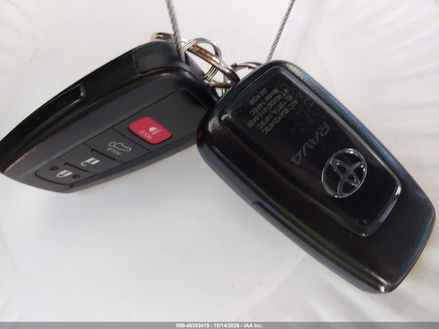 46353419 :رقم المزاد ، 2T3C1RFV7LC048548 vin ، 2020 Toyota Rav4 Xle Premium مزاد بيع