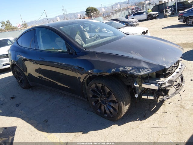 Продаж на аукціоні авто 2026 Tesla Model Y All-wheel Drive/long Range Launch Series/premium All-wheel Drive, vin: 7SAYGDEE5TF405614, номер лоту: 46353544