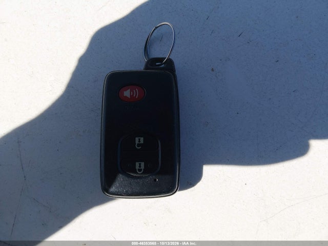 Toyota Prius Three 2015 JTDKN3DU3F1907059 Image 11