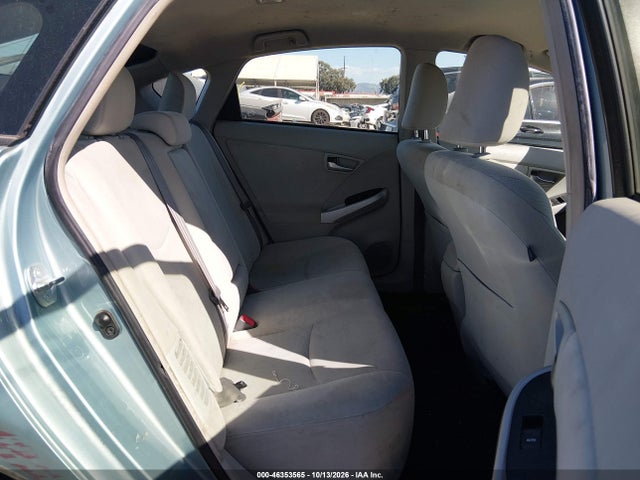 Toyota Prius Three 2015 JTDKN3DU3F1907059 Image 8