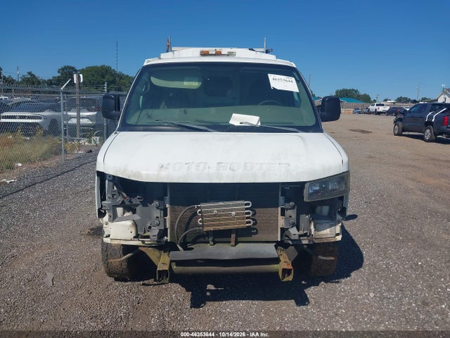 46353644 :رقم المزاد ، 1GBHG31U751210358 vin ، 2005 Chevrolet Express Cutaway مزاد بيع
