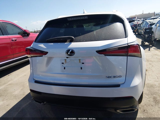 Lexus NX 300 2019 JTJYARBZ1K2124475 Image 16