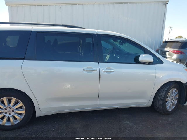46353787 :رقم المزاد ، 5TDYK3DC8BS037963 vin ، 2011 Toyota Sienna Limited V6 مزاد بيع