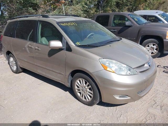 46354247 :رقم المزاد ، 5TDYK4CC8AS327836 vin ، 2010 Toyota Sienna Xle مزاد بيع