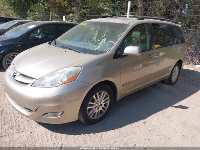 46354247 :رقم المزاد ، 5TDYK4CC8AS327836 vin ، 2010 Toyota Sienna Xle مزاد بيع