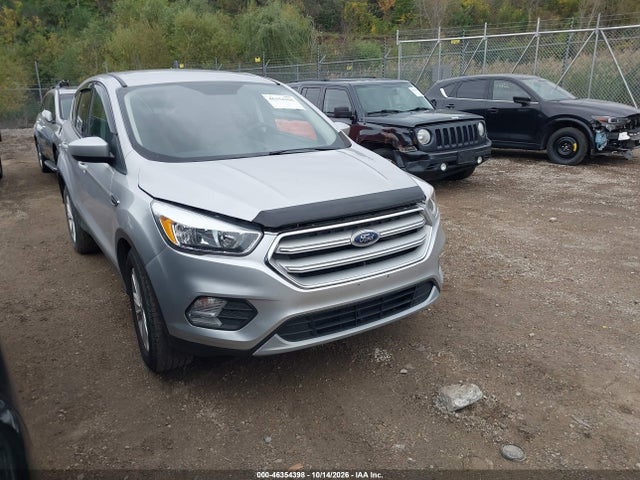 46354398 :رقم المزاد ، 1FMCU0GD8KUB11770 vin ، 2019 Ford Escape Se مزاد بيع