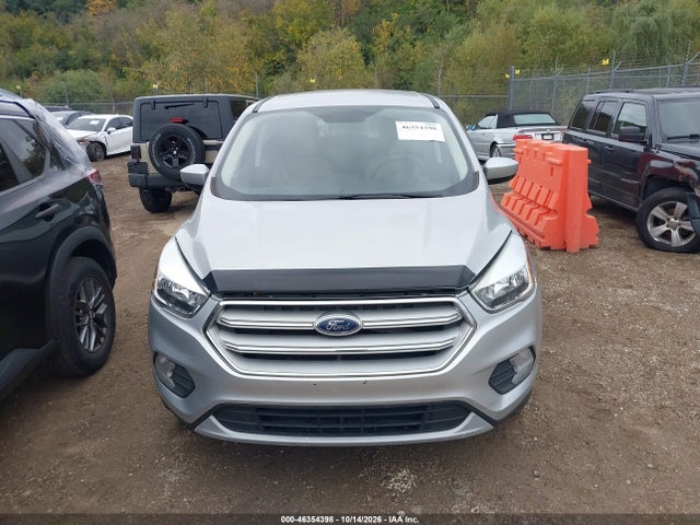 Продажа на аукционе авто 2019 Ford Escape Se, vin: 1FMCU0GD8KUB11770, номер лота: 46354398