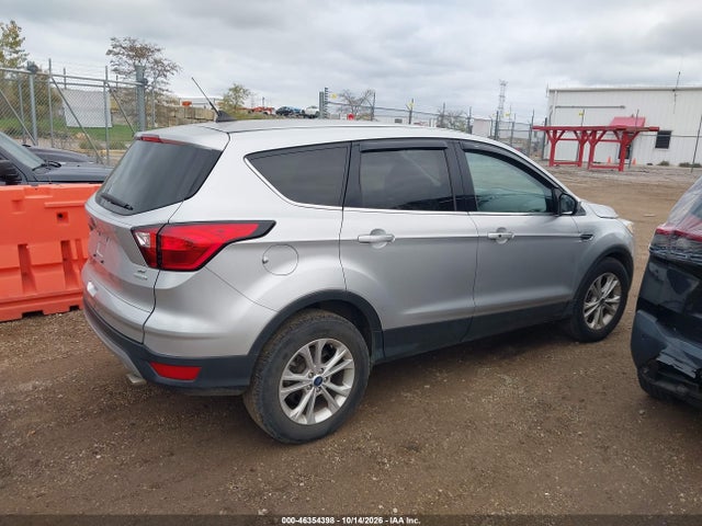 Продажа на аукционе авто 2019 Ford Escape Se, vin: 1FMCU0GD8KUB11770, номер лота: 46354398