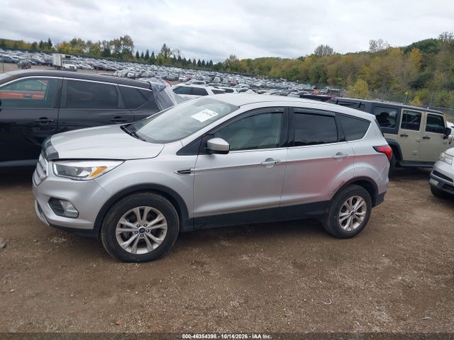 Продажа на аукционе авто 2019 Ford Escape Se, vin: 1FMCU0GD8KUB11770, номер лота: 46354398